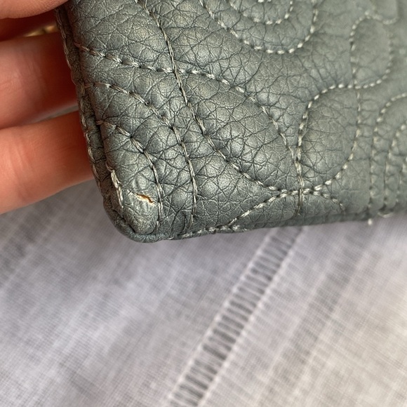 Deux Lux quilted wristlet with gold embellishments. - Picture 5 of 11